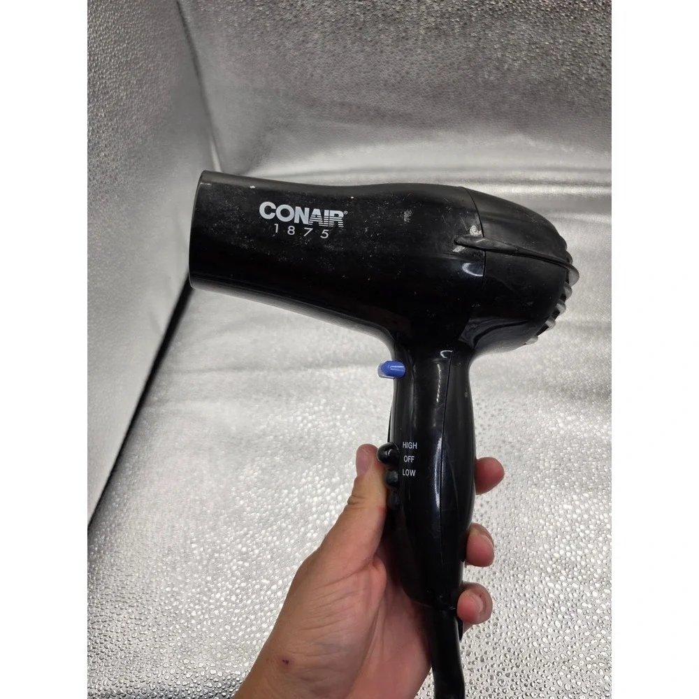 Conair 1875 Watt Hair Dryer Black Handheld Blow Dryer with‎ Cool Shot Button O2